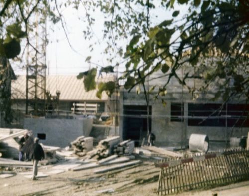 1970_Construction-salle-communale_Compesières_(Alfred_Barthassat) (4)